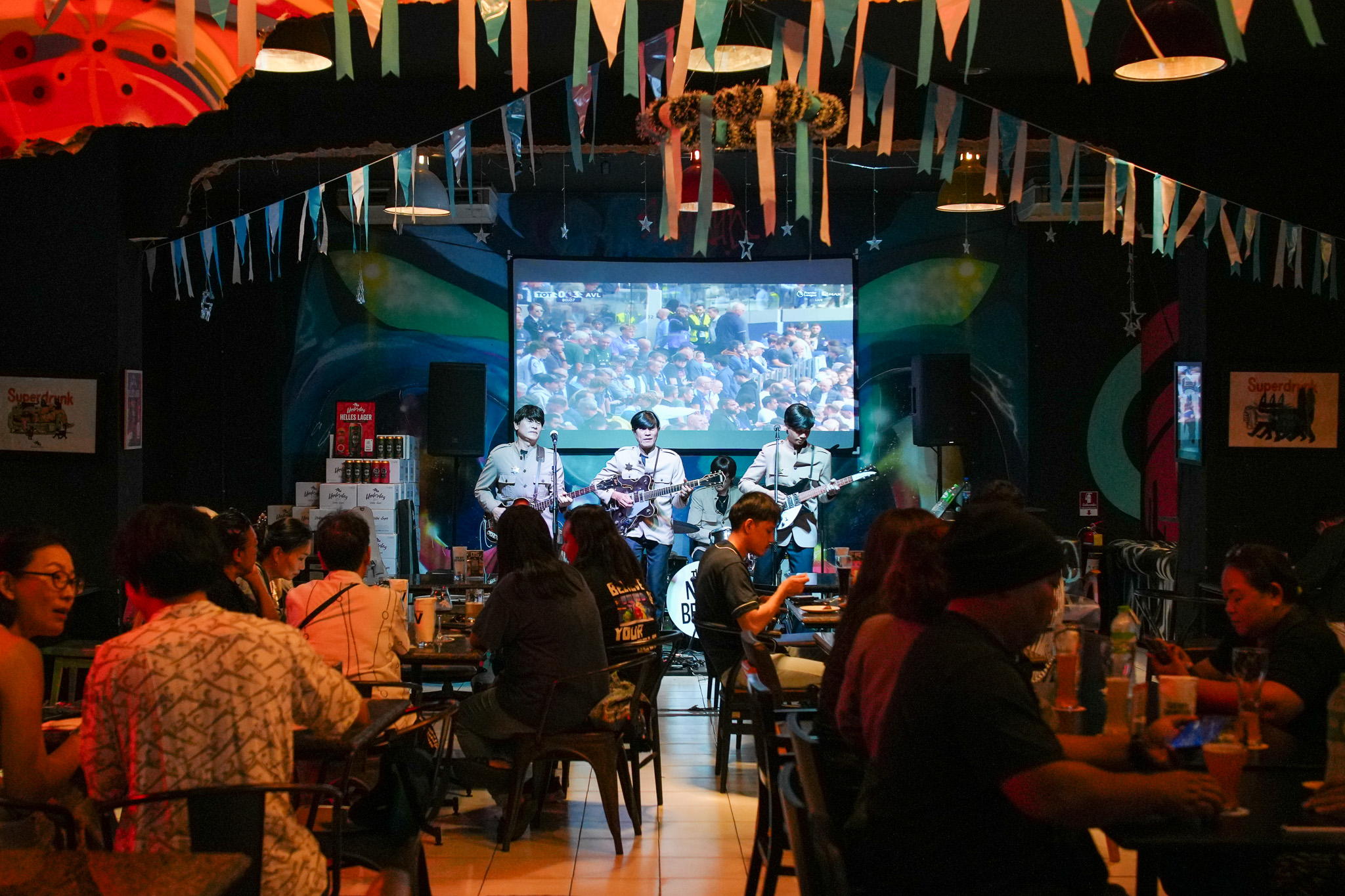 Underdog เทพารักษ์ คืน Beatles Night