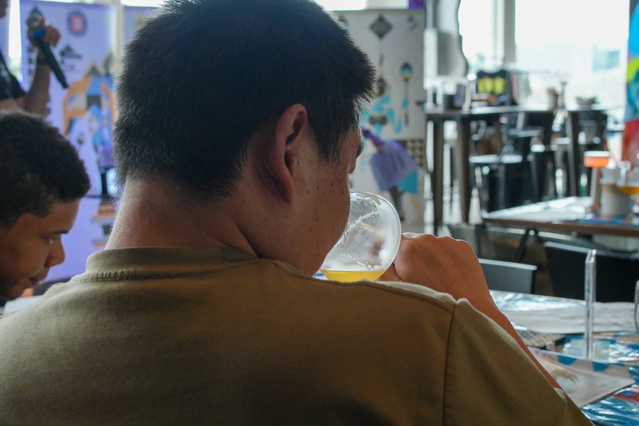 บรรยากาศร้าน Underdog พัฒนาการ